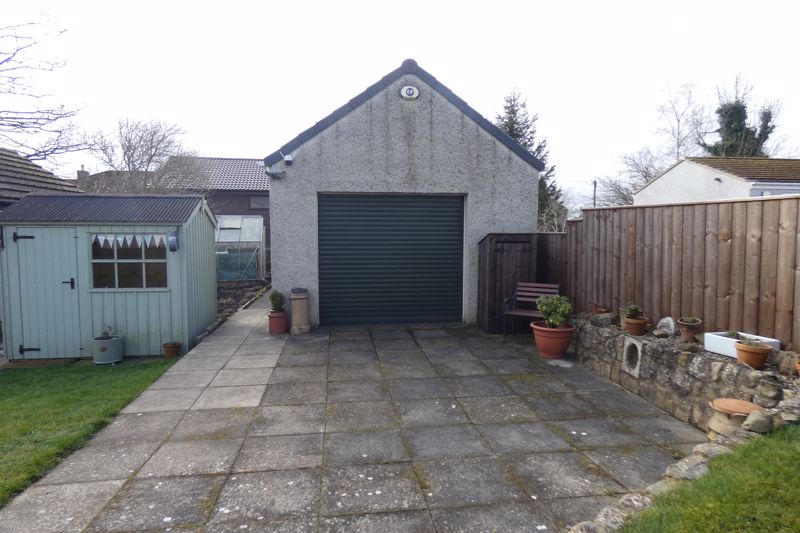 Detached Workshop- click for photo gallery